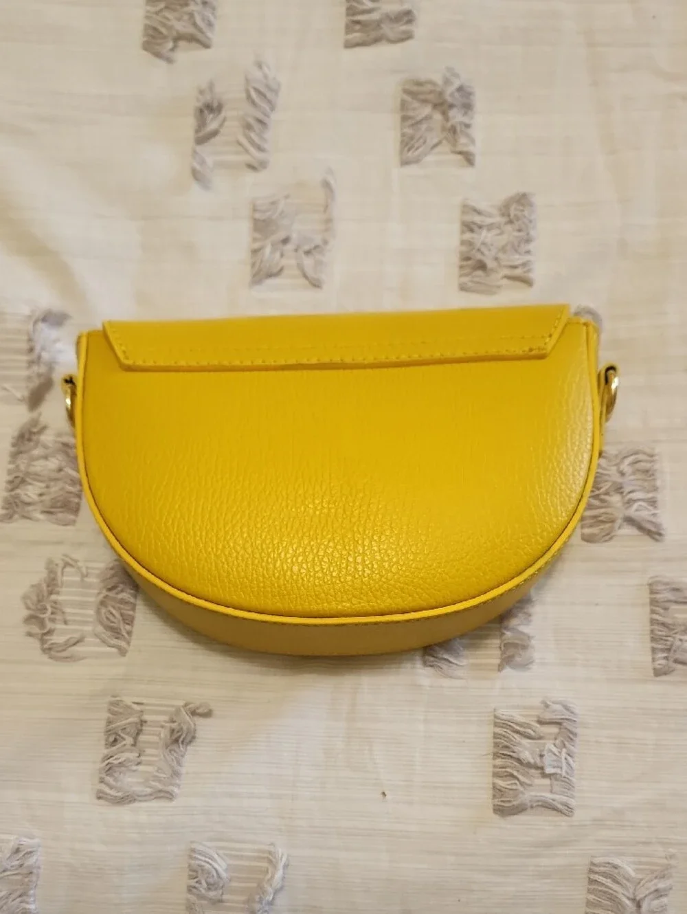Italian Leather Women’s Saddle Crossbody Bag with Gold Ring Accent And Stap